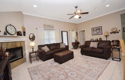 17825 Nonie Ln, Lumberton, TX 77657
