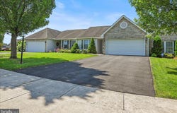 51 BURWICK DRIVE, MECHANICSBURG, PA 17050