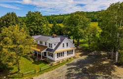 3398 Jericho Road, Hartford, VT 05001