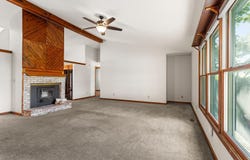 608 E Oaks Road, Urbana, IL 61802