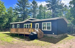 5028 RIVERCREST LN, Eagle River, WI 54521