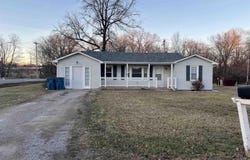 2808 MAIN Street, Mt Vernon, IL 62864