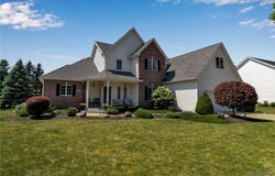 5220 Bridle Path Lane, Lewiston, NY 14092