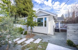 1111 Alma ST, Palo Alto, CA 94301