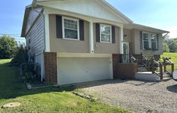 19 Park Lane Dr, Athens, OH 45701