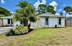 118 NW Carmelite Street, Port Saint Lucie, FL 34983