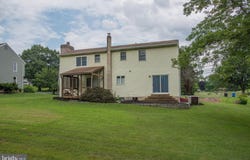 239 GRANDVIEW ROAD, HUMMELSTOWN, PA 17036
