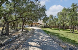 404 W View Dr, Wimberley, TX 78676
