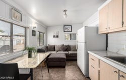 5422 E DES MOINES Street, Mesa, AZ 85205