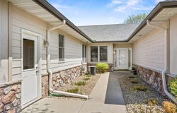 1108 Village Street SE, New Prague, MN 56071