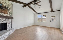 313 S Fairfax Avenue, Skiatook, OK 74070
