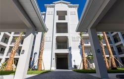 5807 Double Eagle Circle unit: 4615, FL 34142