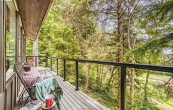 111 SALISHAN DR, Gleneden Beach, OR 97388