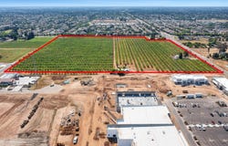 8175 Shaw Avenue E, Clovis, CA 93619