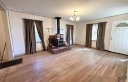1205 Avenue E, Abernathy, TX 79311