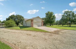 31028 W Bergkamp Dr, Garden Plain, KS 67050