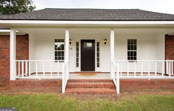 2918 Blue Jay, Waycross, GA 31501