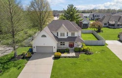4952 Par 3 Lane, Terre Haute, IN 47802