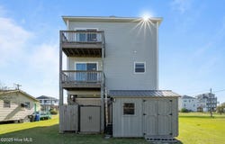 8014 8th Street, Surf City, NC 28445
