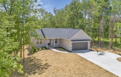147 Jonathon Drive, Howard, OH 43028