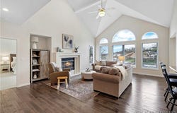 520 Eagle Drive, Lake Ozark, MO 65049