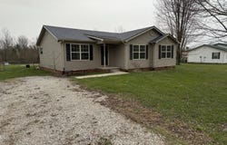 725 Muddy Creek S Road, Berea, KY 40403