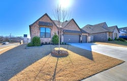 13605 S 21st Place E, Bixby, OK 74008