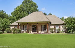 1040 Emileigh Drive, Summit, MS 39666