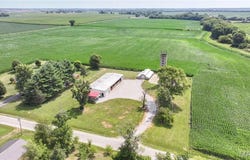 32312 Pleasant Hill Road, Girard, IL 62640