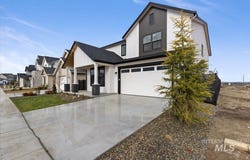 6360 W Largo Dr, Eagle, ID 83616