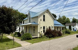 300 Cass Street, Cheboygan, MI 49721