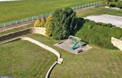 2064 ROSEWOOD LANE, YORK, PA 17403