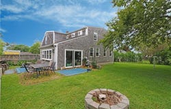 23 Sherman Lane, Middletown, RI 02842