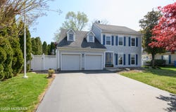 26 Society Hill Way, Tinton Falls, NJ 07724