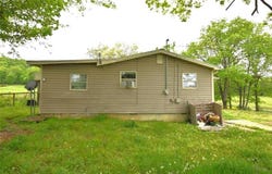 469342  E 820  RD, Stilwell, OK 74960