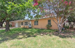 104 Crockett Street, McGregor, TX 76657