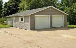 1006 N 14th Street, Centerville, IA 52544