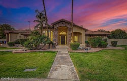 4222 E MCLELLAN Circle, Mesa, AZ 85205