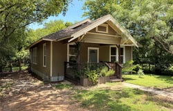 1136 Eleanor St, Austin, TX 78721
