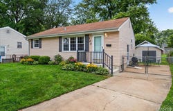 100 Florissant Park Drive, Florissant, MO 63031