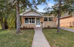 8621 43rd Street, Lyons, IL 60534