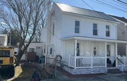 18 JUNIATA STREET, MIDDLETOWN, PA 17057