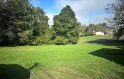 186 S Main St, Hillsville, VA 24343