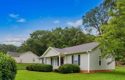 544 Holly Run Ct, Spartanburg, SC 29303