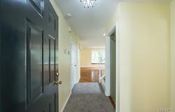 1105 Big Bend Crossing Drive, Manchester, MO 63088