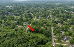 11 Beechwood Drive, Aurora, NY 14052