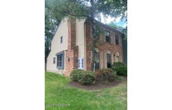 277 Gloucester Court, Aberdeen, NJ 07747