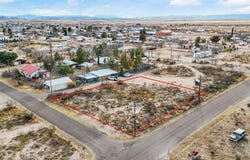 408 NE 8th St, Marathon, TX 79842