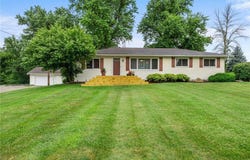 13380 County 1 Boulevard, Cannon Falls, MN 55009