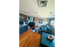 22 Wilshire Ct, Freeport, NY 11520